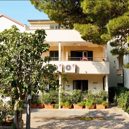 Vila Doris Baska Voda Exterior photo