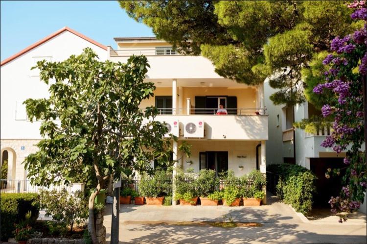 Vila Doris Baska Voda Exterior photo